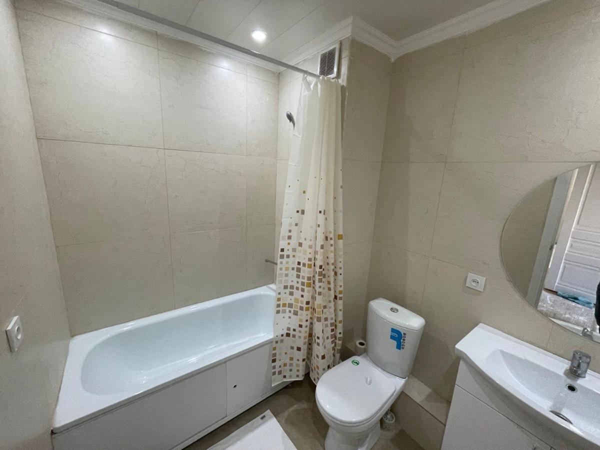 Apartment In Almaty Exteriér fotografie