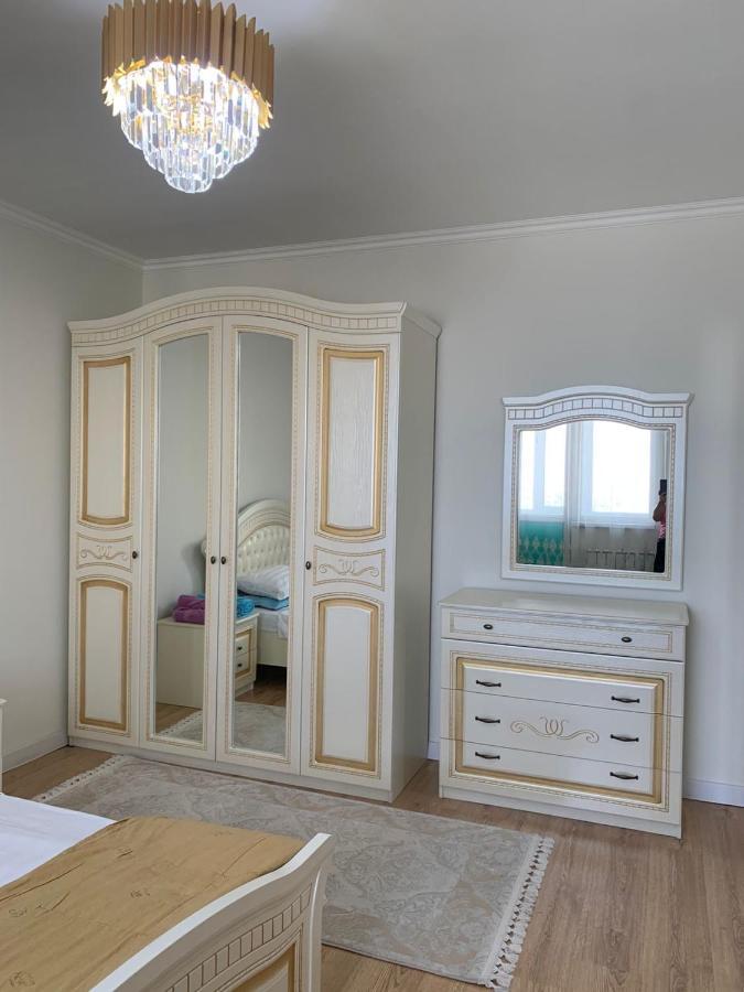 Apartment In Almaty Exteriér fotografie